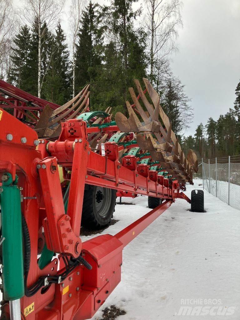 Kverneland PW100 Реверсивні плуги