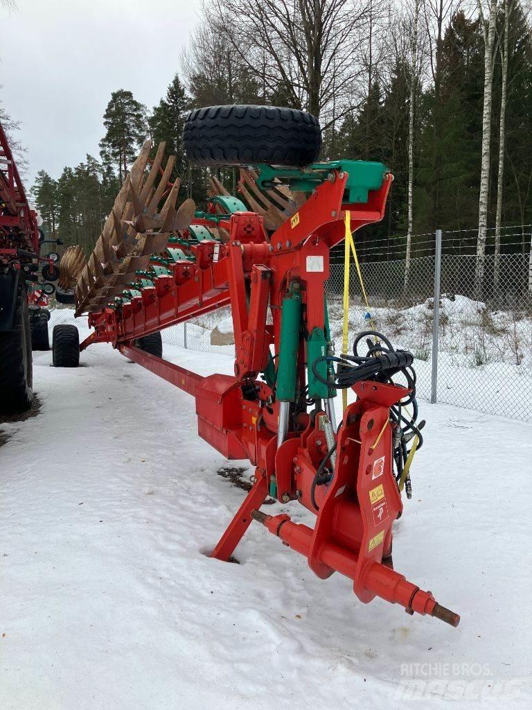 Kverneland PW100 Реверсивні плуги