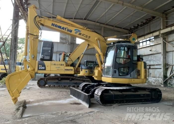 Komatsu PC138 Гусеничні екскаватори
