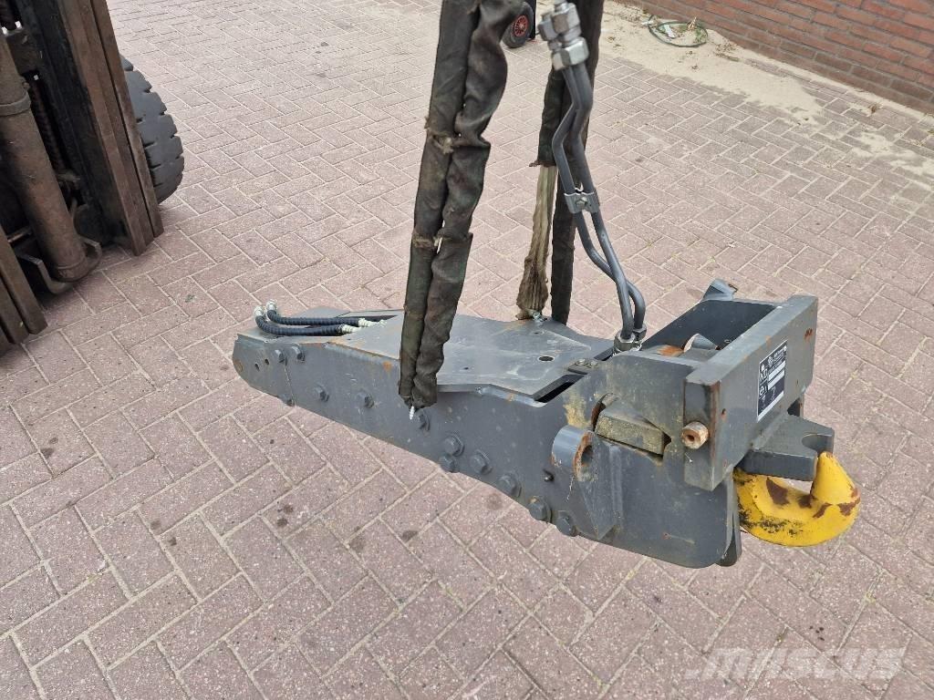 Fendt Pick up hitch Трактори