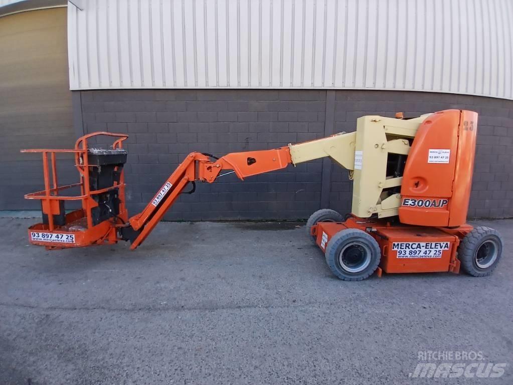 JLG E300AJP Колінчаті підйомники