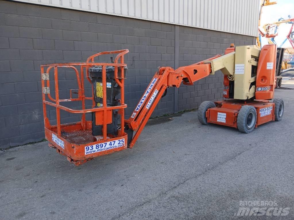 JLG E300AJP Колінчаті підйомники