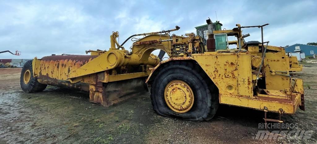 CAT 631 D Поливальні машини