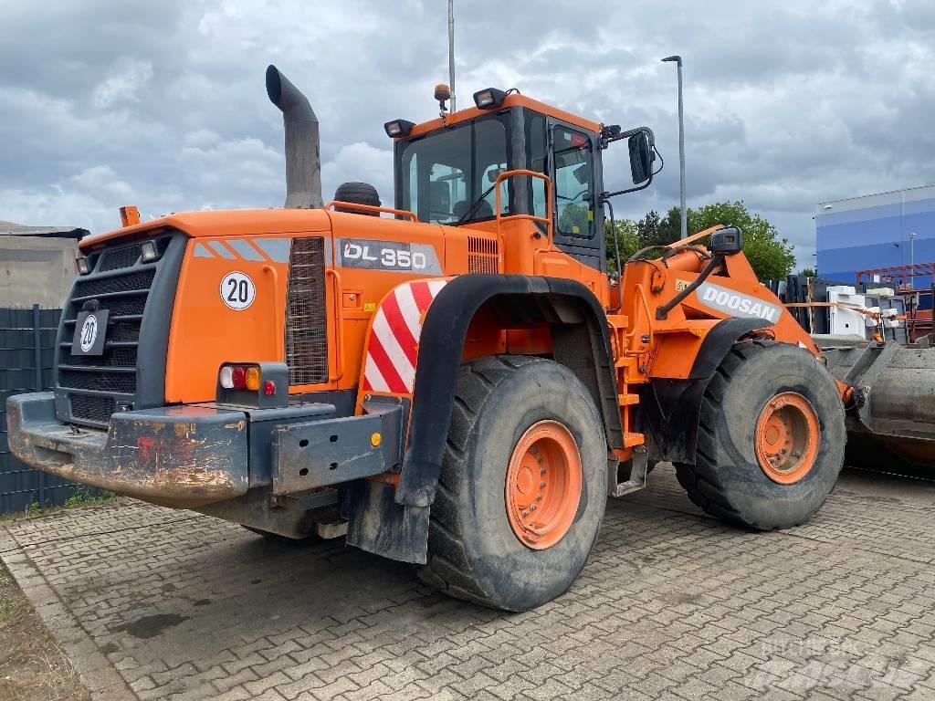 Doosan DL 350-3 Фронтальні навантажувачі