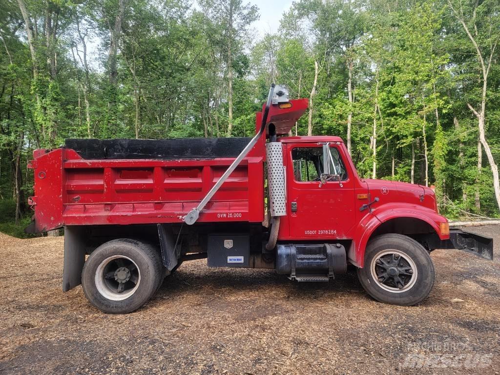 International 4900 Самоскиди