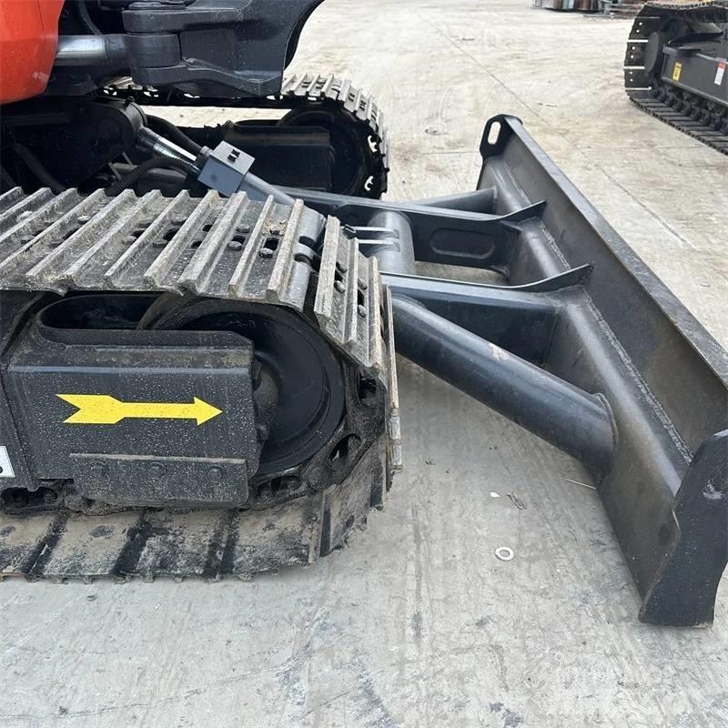 Kubota kx165 Гусеничні екскаватори