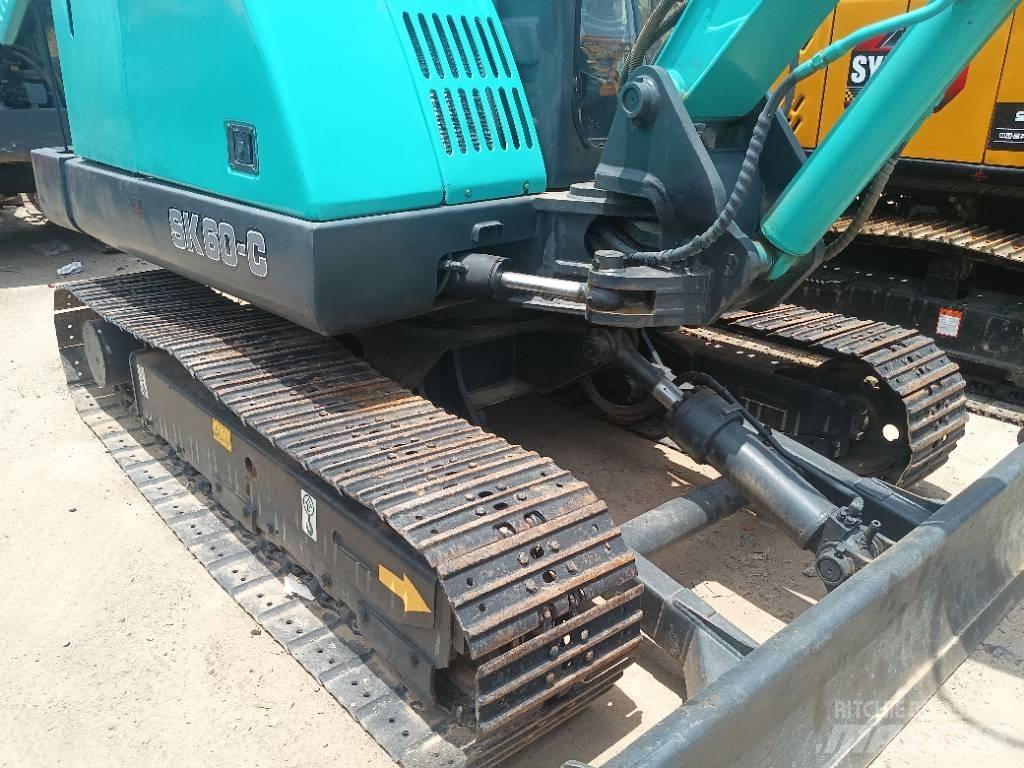 Kobelco SK 60 Гусеничні екскаватори