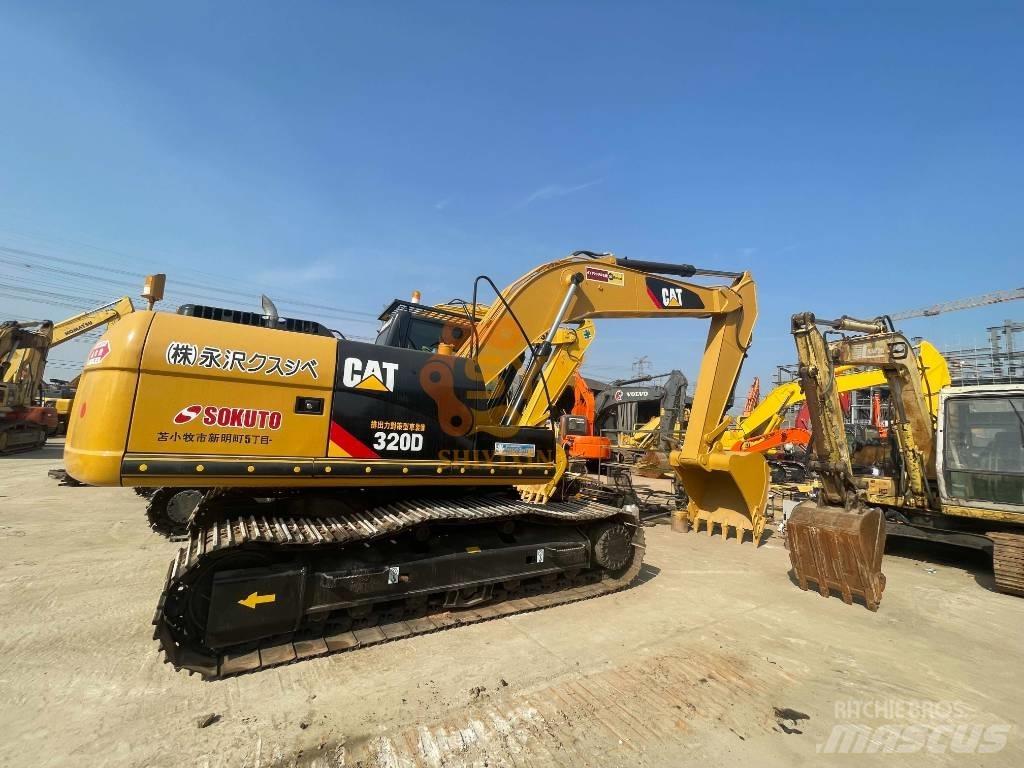 CAT 326 D2 Гусеничні екскаватори