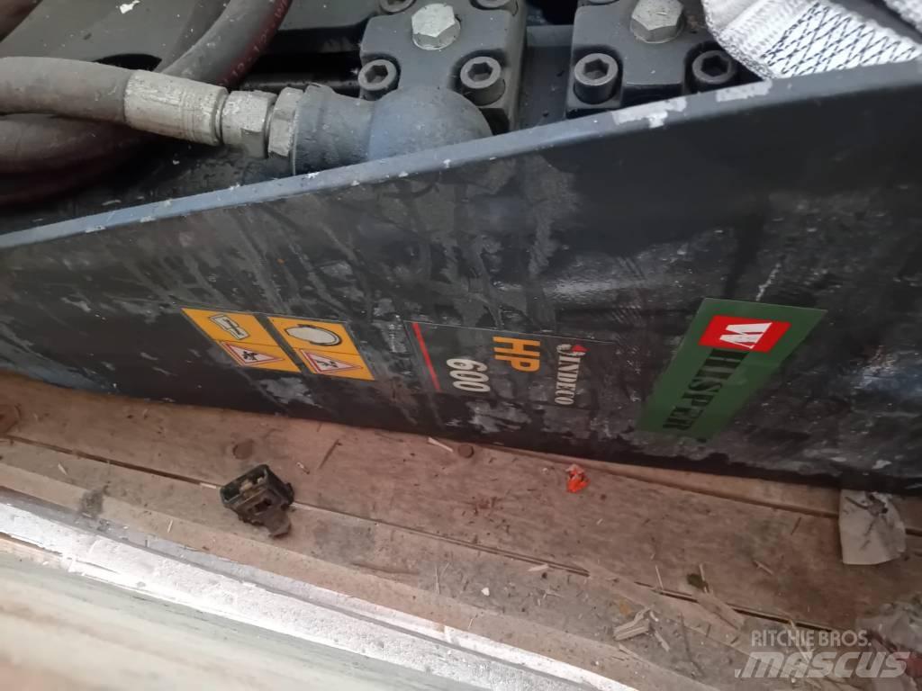 CASE HP600FS Комплектуючі і запасні частини для бурових установок