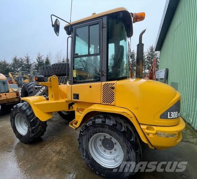 Volvo L30B PRO Фронтальні навантажувачі