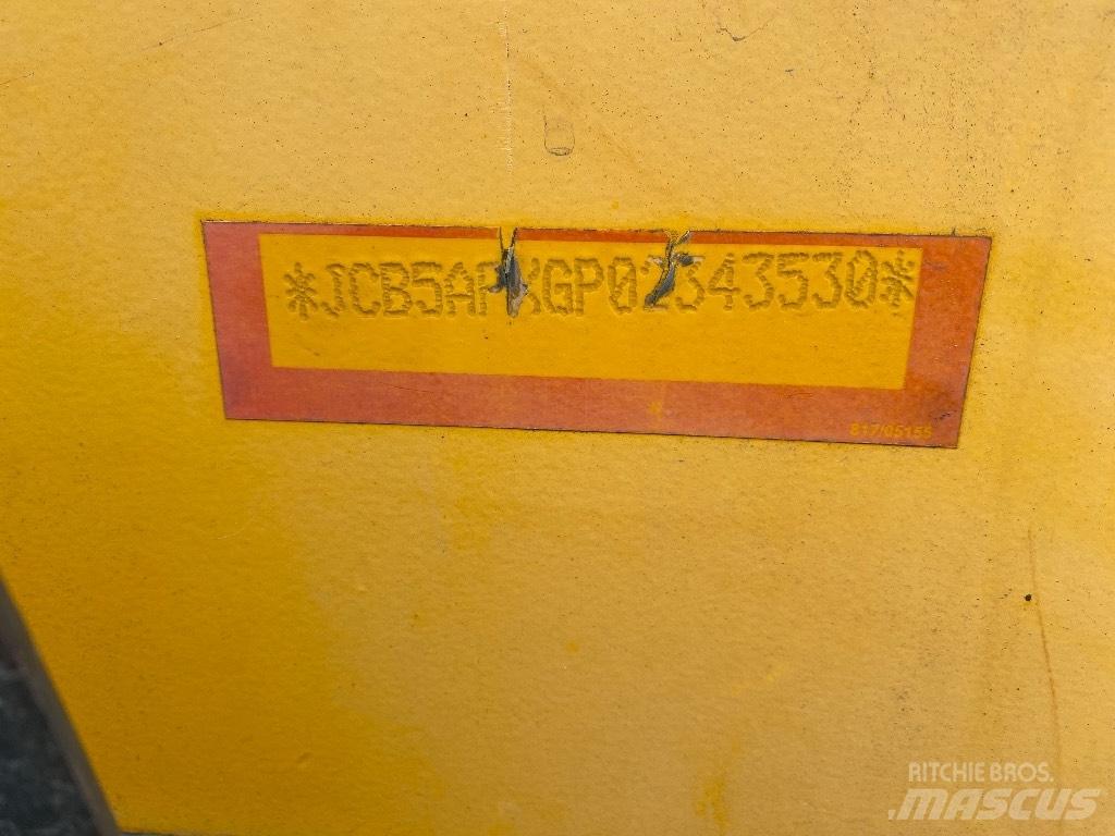 JCB 535-140 Hiviz Телескопічні навантажувачі