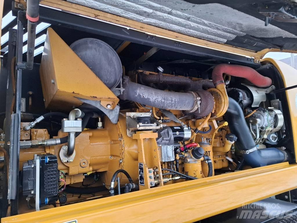 CAT 316 D Колісні екскаватори