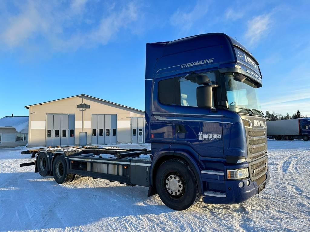 Scania R 560 Шасі з кабіною