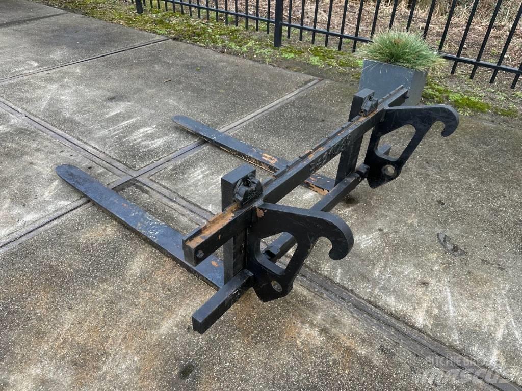 CAT 908 forks Вили