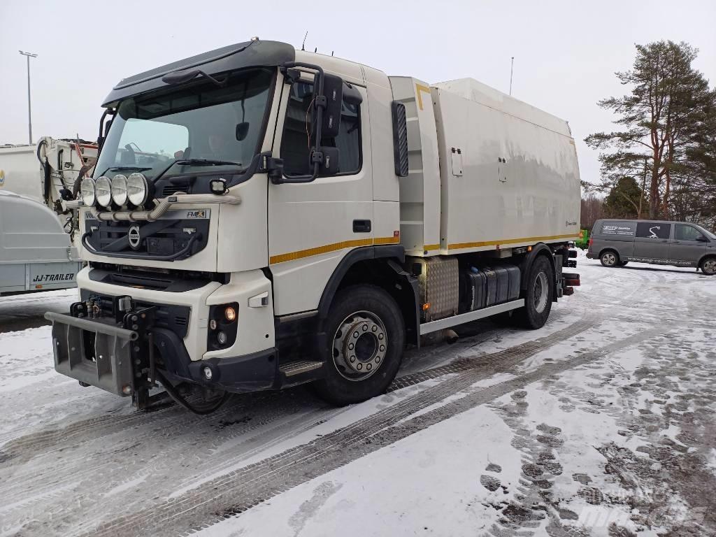 Volvo FMX Прибиральні машини
