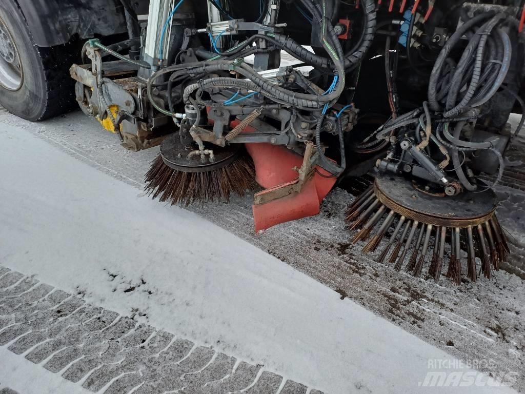 Volvo FMX Прибиральні машини