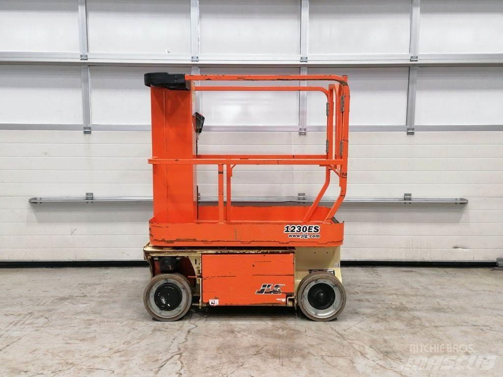 JLG 1230ES Підйомники-ножиці