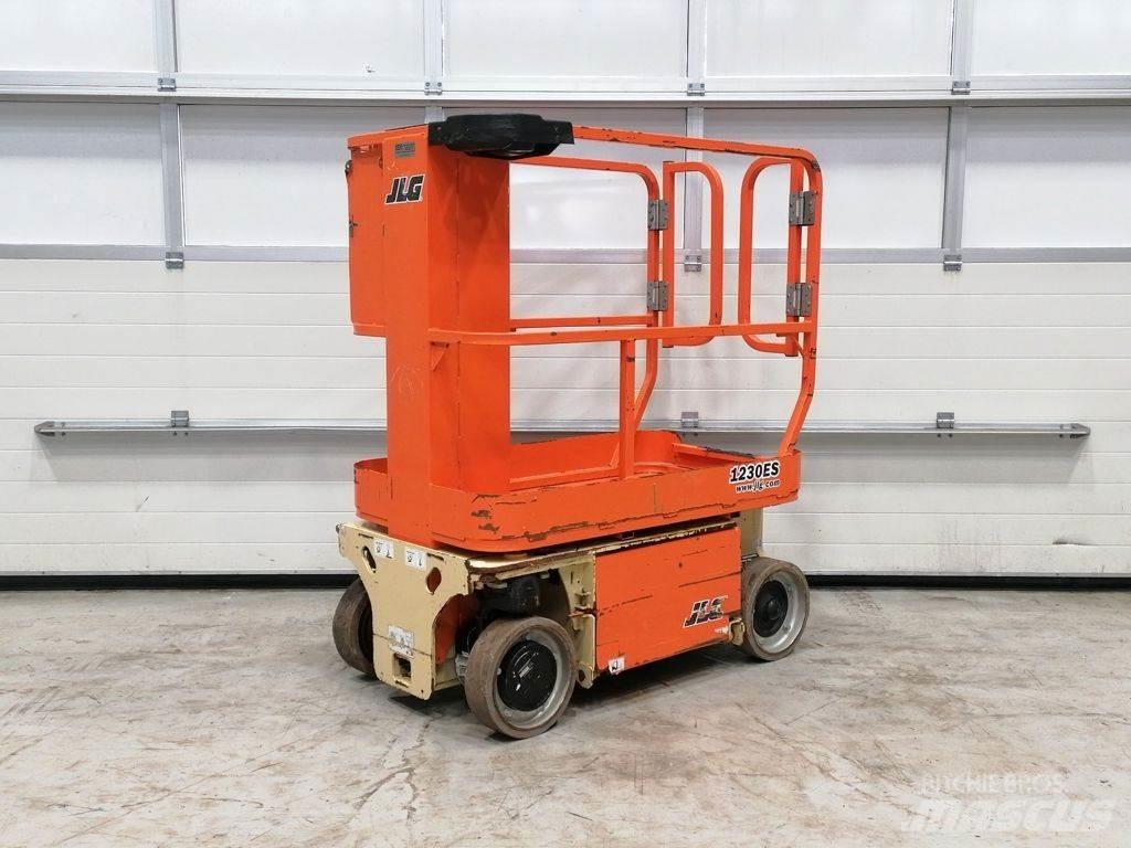 JLG 1230ES Підйомники-ножиці
