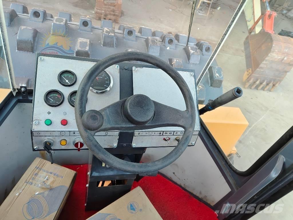 Dynapac CA 301 D Грунтові котки