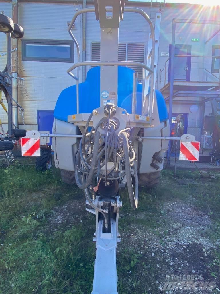 Lemken Vega 12/4000 Причіпні обприскувачі