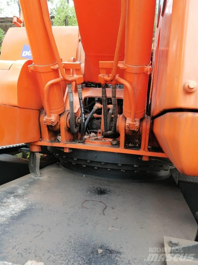 Doosan DH 150 W-7 Гусеничні екскаватори