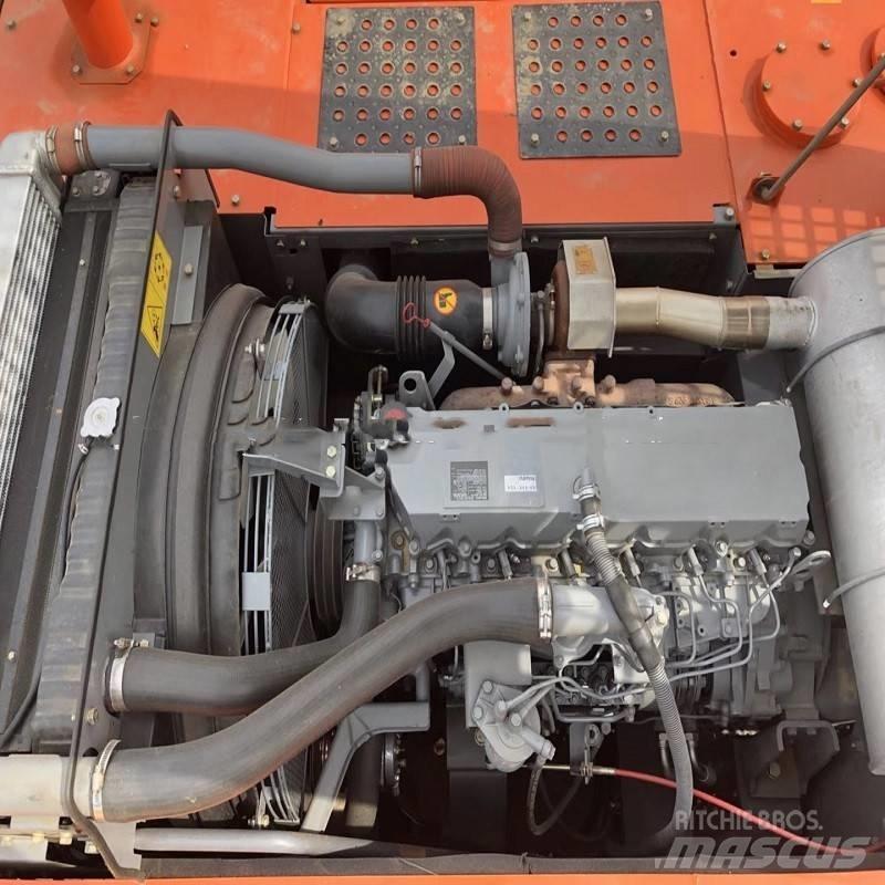 Hitachi zx350 Гусеничні екскаватори