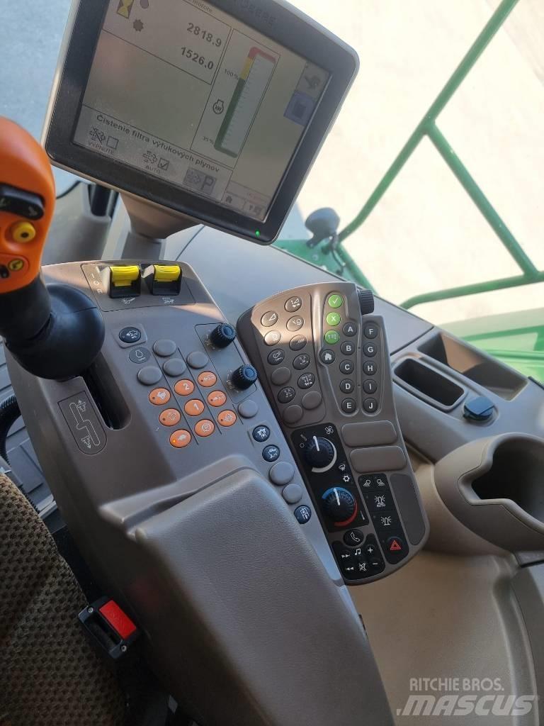 John Deere T 670 i Зернозбиральні комбайни