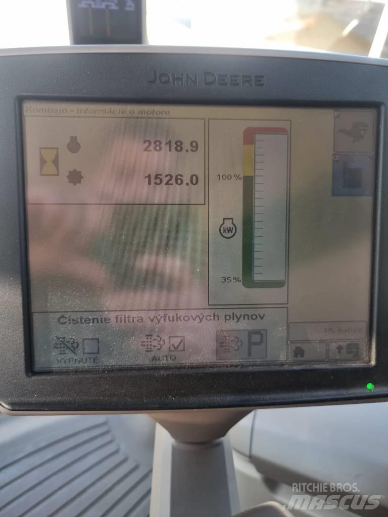 John Deere T 670 i Зернозбиральні комбайни