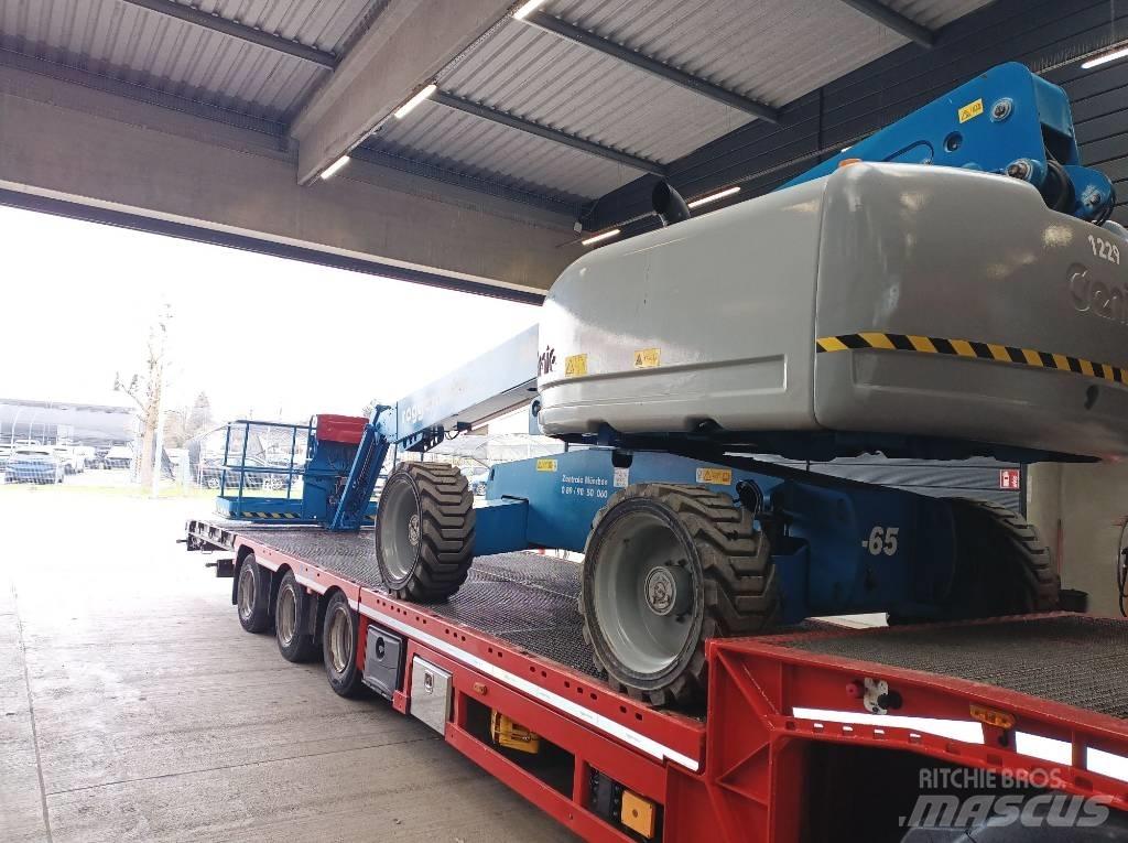 Genie S 65 RT Телескопічні підйомники