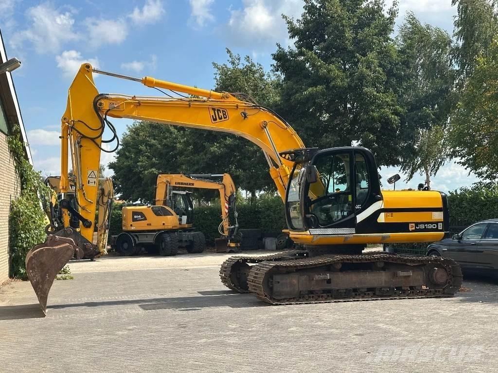 JCB JS190 LC Гусеничні екскаватори