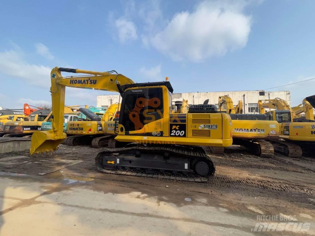 Komatsu PC 200 Гусеничні екскаватори