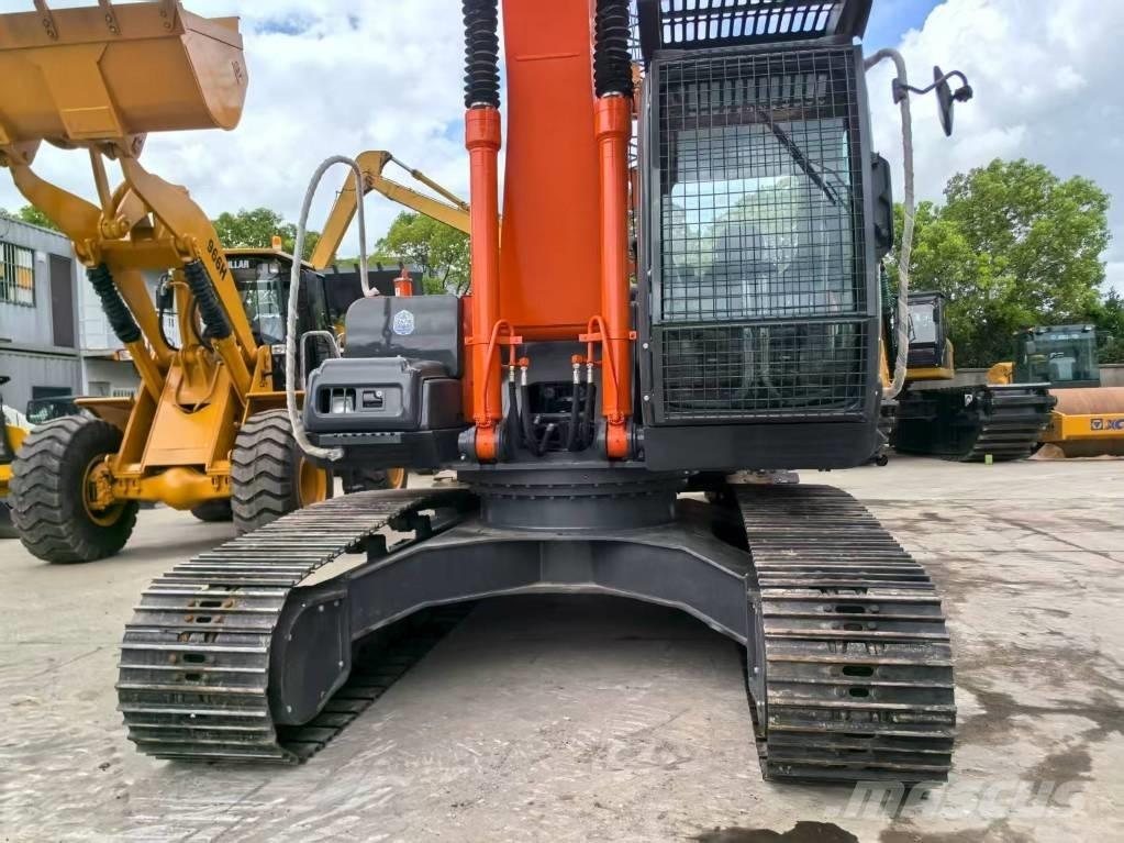 Hitachi ZX 240 HG Гусеничні екскаватори