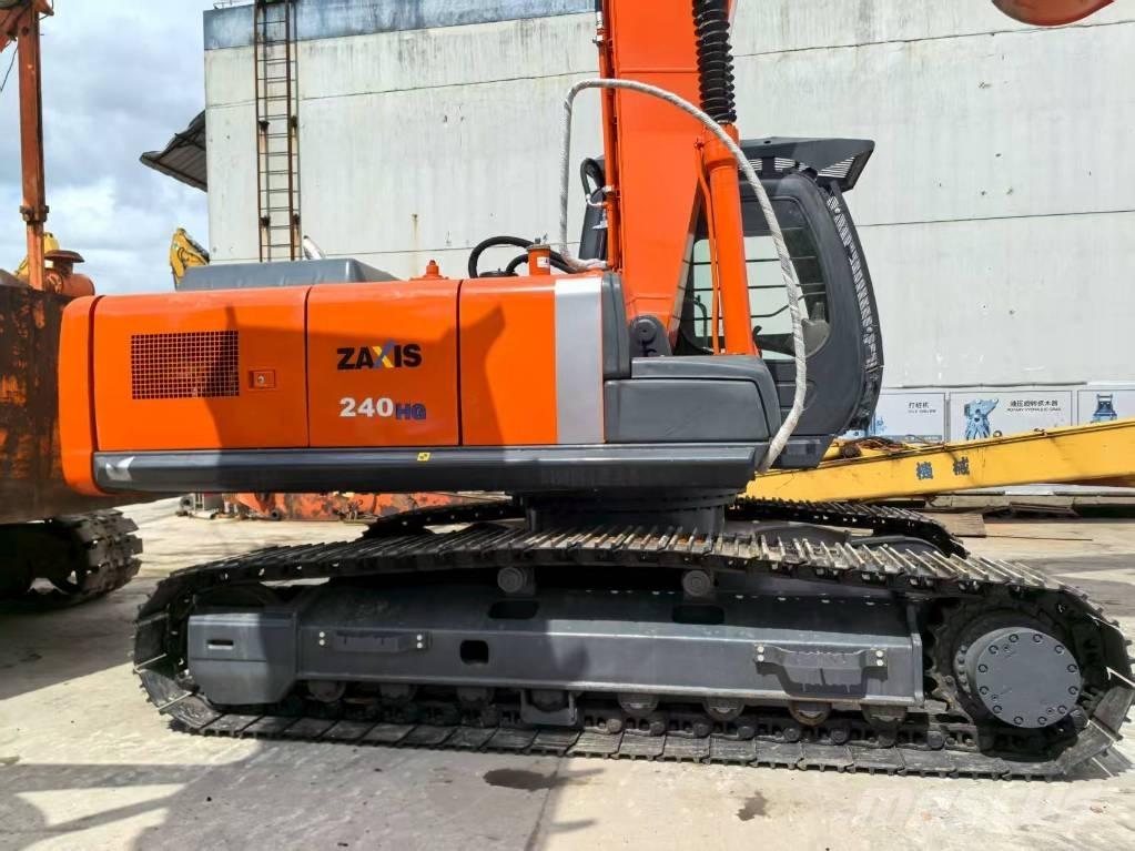 Hitachi ZX 240 HG Гусеничні екскаватори