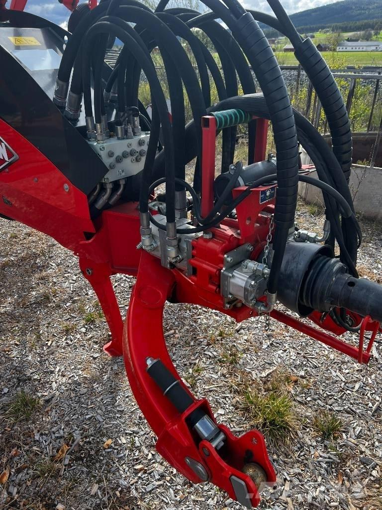 Kuhn GA 13131 Граблі і сінозворушувачі
