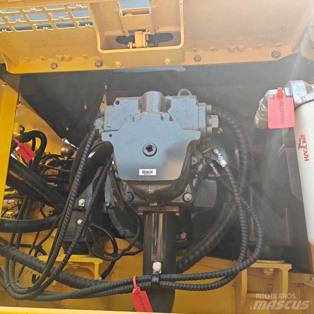 Komatsu 350-8 Гусеничні екскаватори
