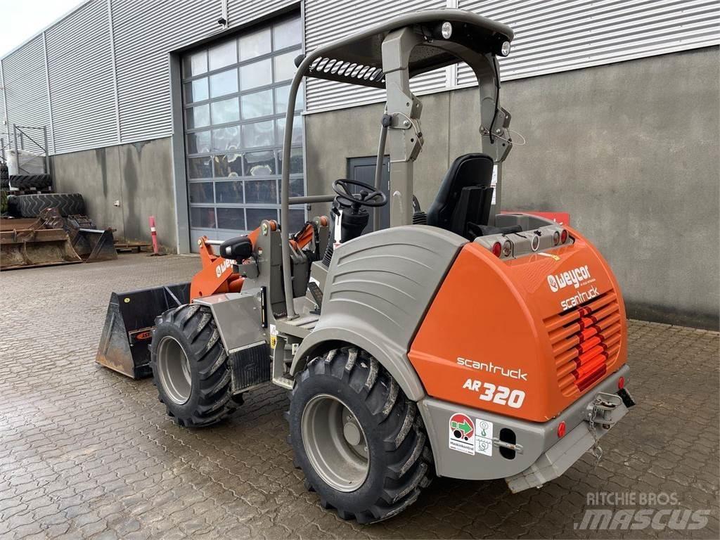 Weycor AR320 Agrar Багатофункціональне обладнання для вантажних і землекопальних робіт