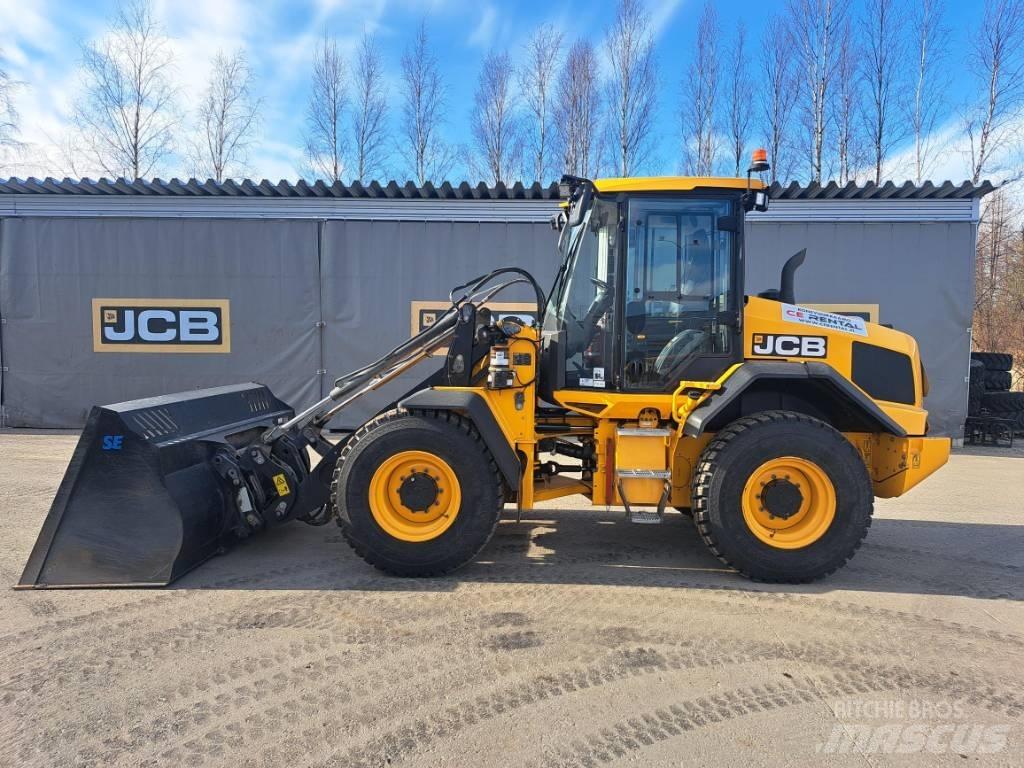 JCB 413 Фронтальні навантажувачі
