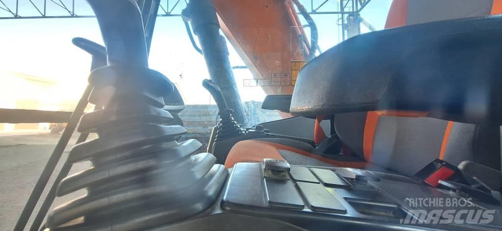 Doosan DX140LC-5 Гусеничні екскаватори