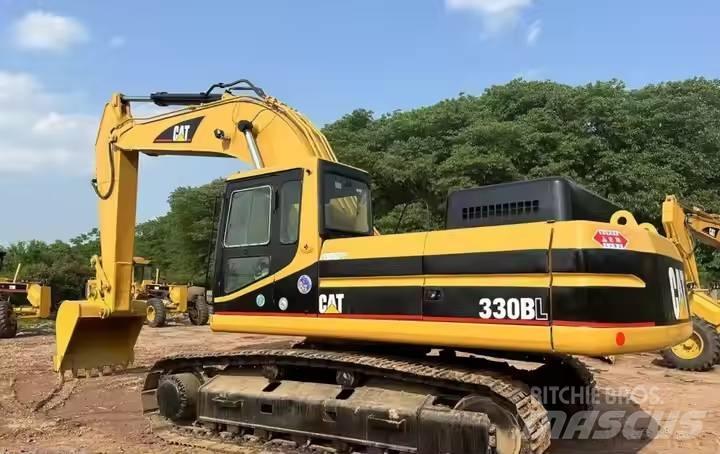 CAT 330BL Гусеничні екскаватори