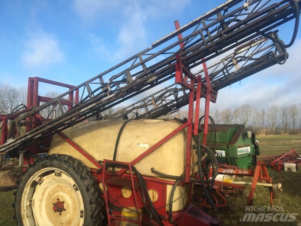 Hardi Trailersprøjte Причіпні обприскувачі