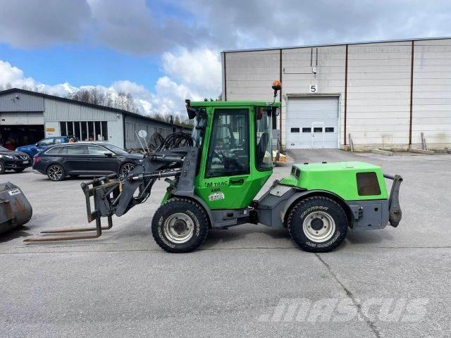 LM Trac 486 Трактори