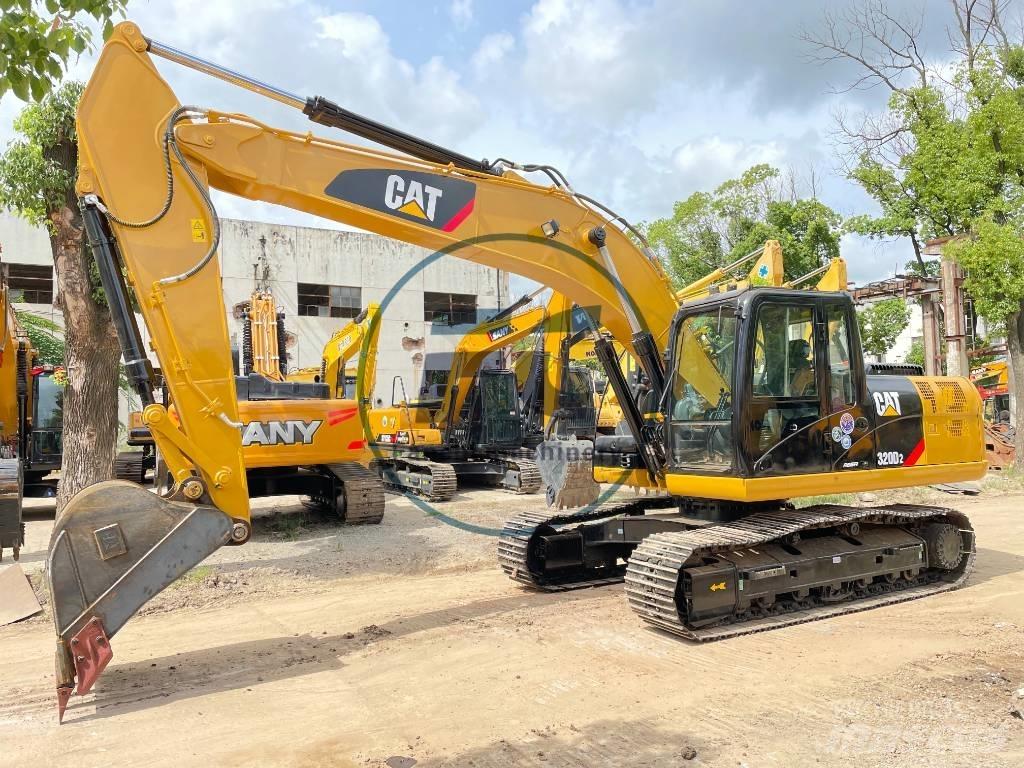 CAT 320 D 2 Середні екскаватори 7т. - 12т.