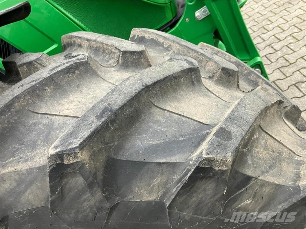 John Deere 6R 150 Трактори