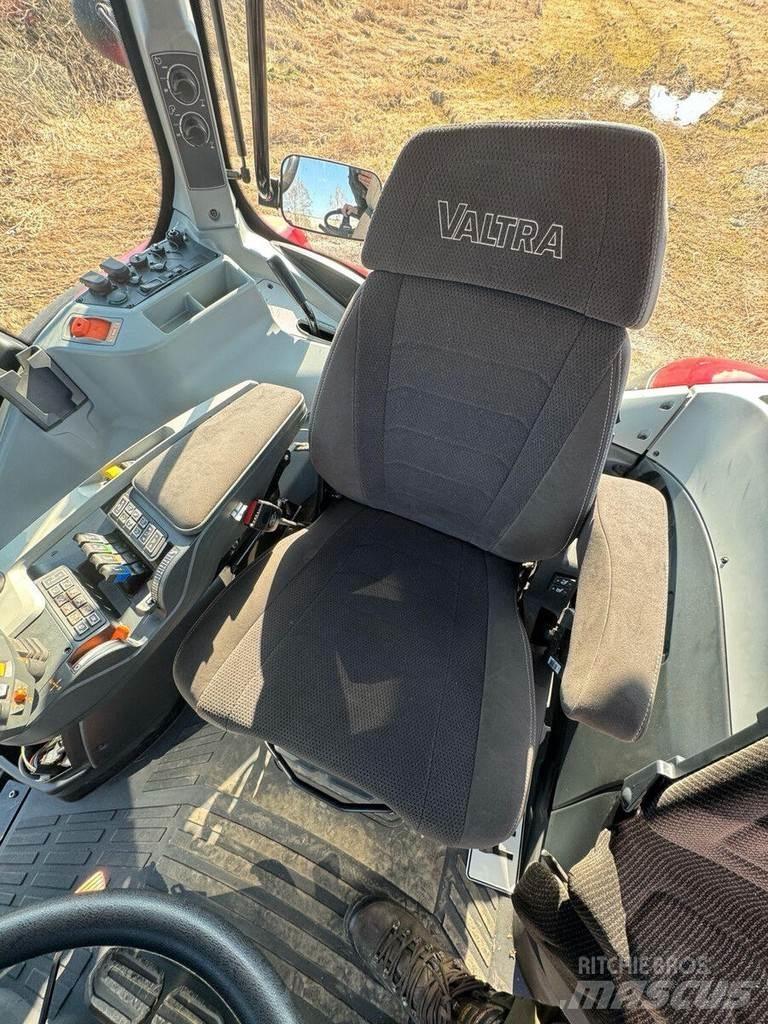 Valtra T255V Трактори