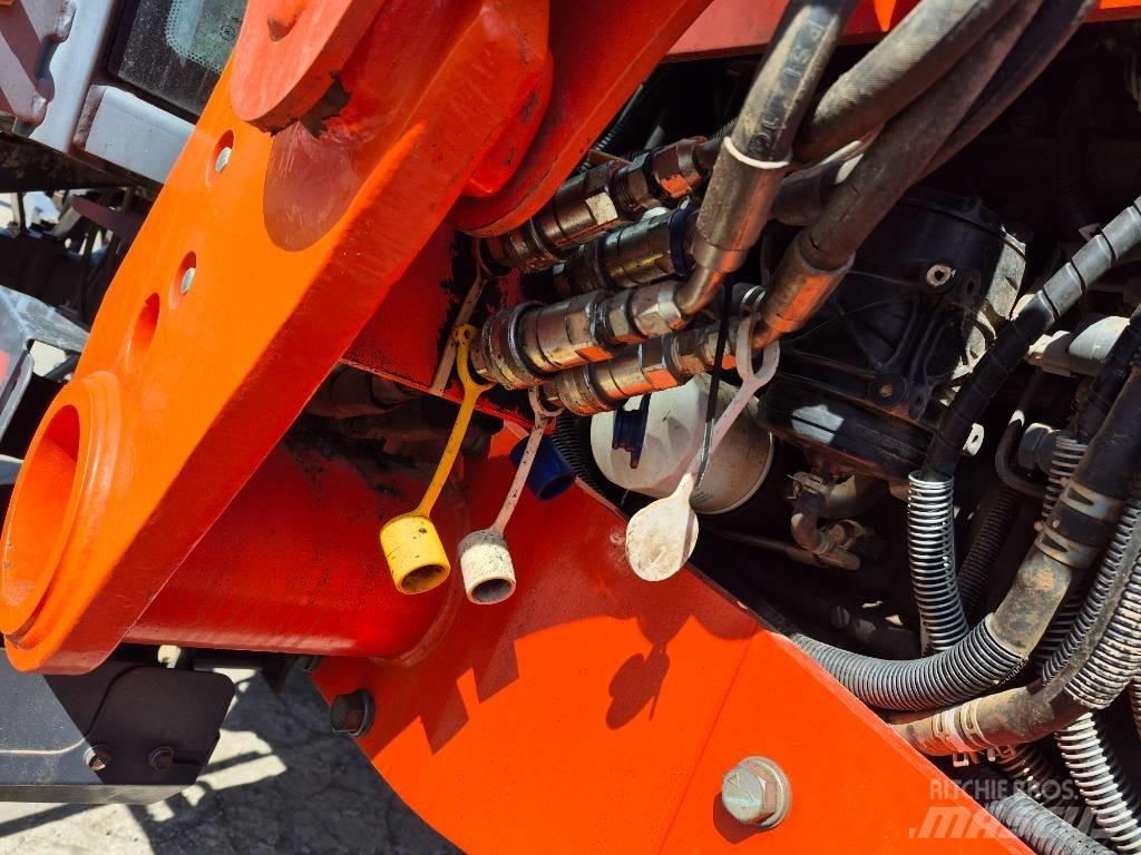 Kubota M 9960 D Трактори