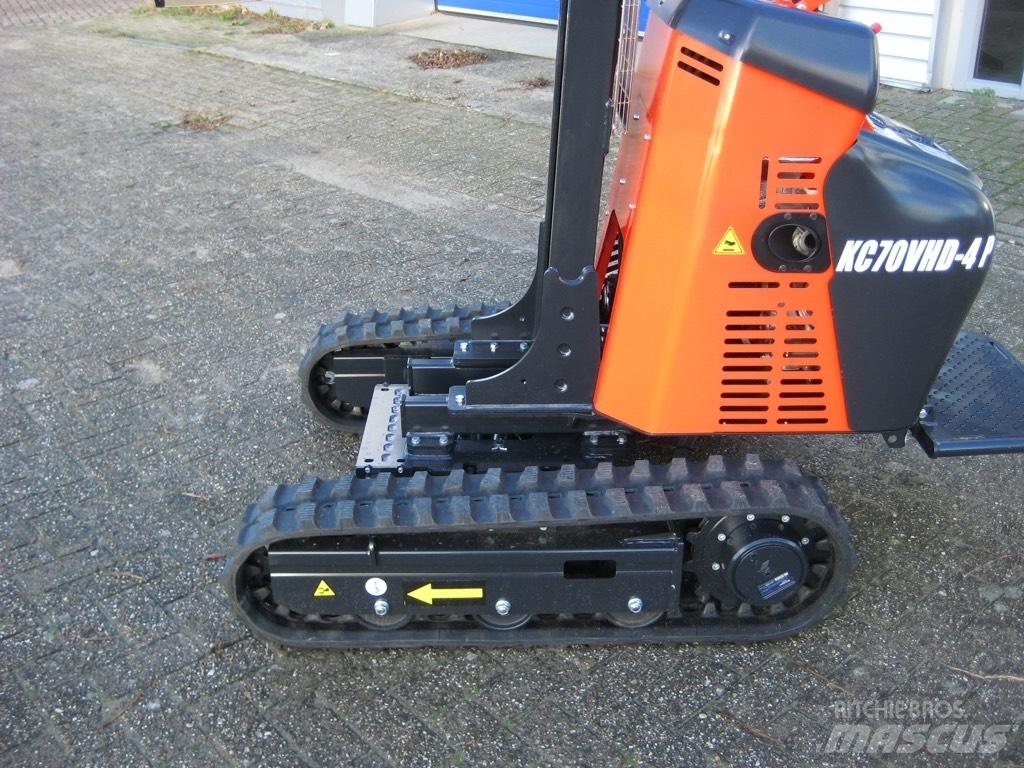 Kubota KC70-4 Гусеничні самоскиди