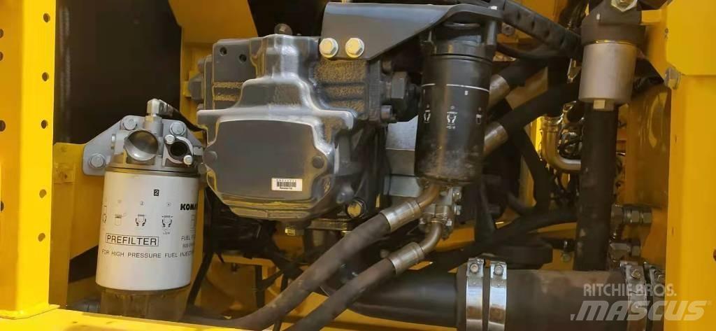 Komatsu pc200-8 Гусеничні екскаватори