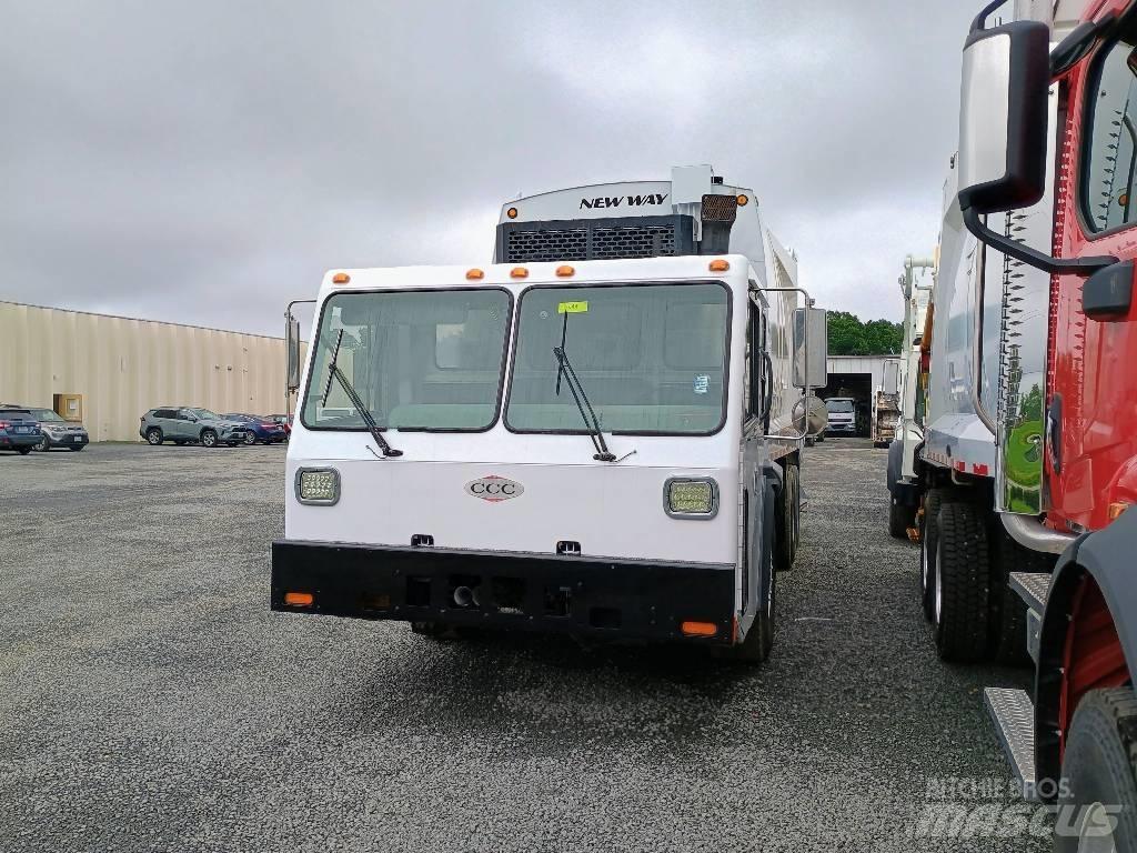  Crane Carrier LE Сміттєвози