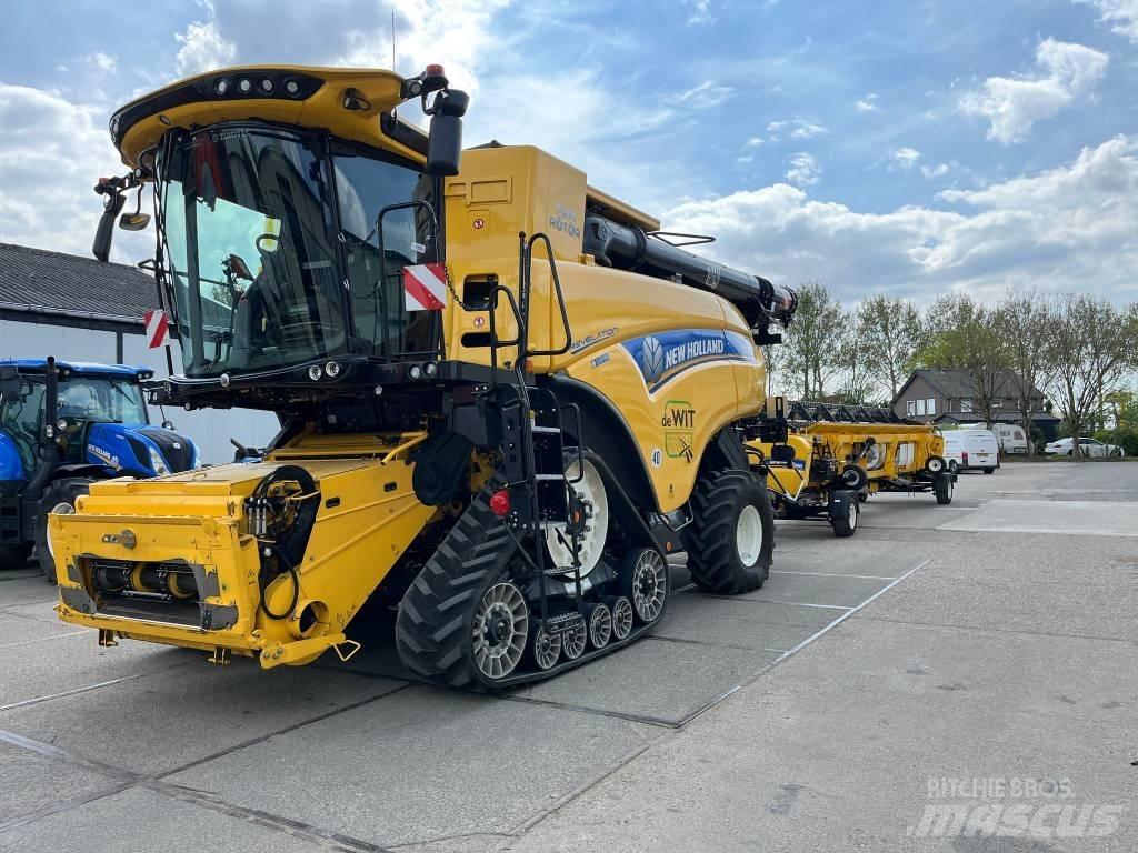 New Holland CR 8.90 Зернозбиральні комбайни