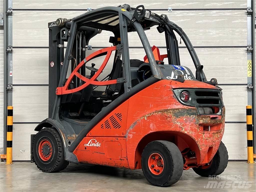 Linde H25T Газові навантажувачі